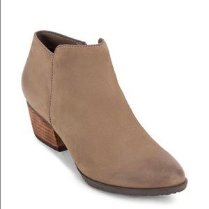 Blondo Villa Bootie- Waterproof